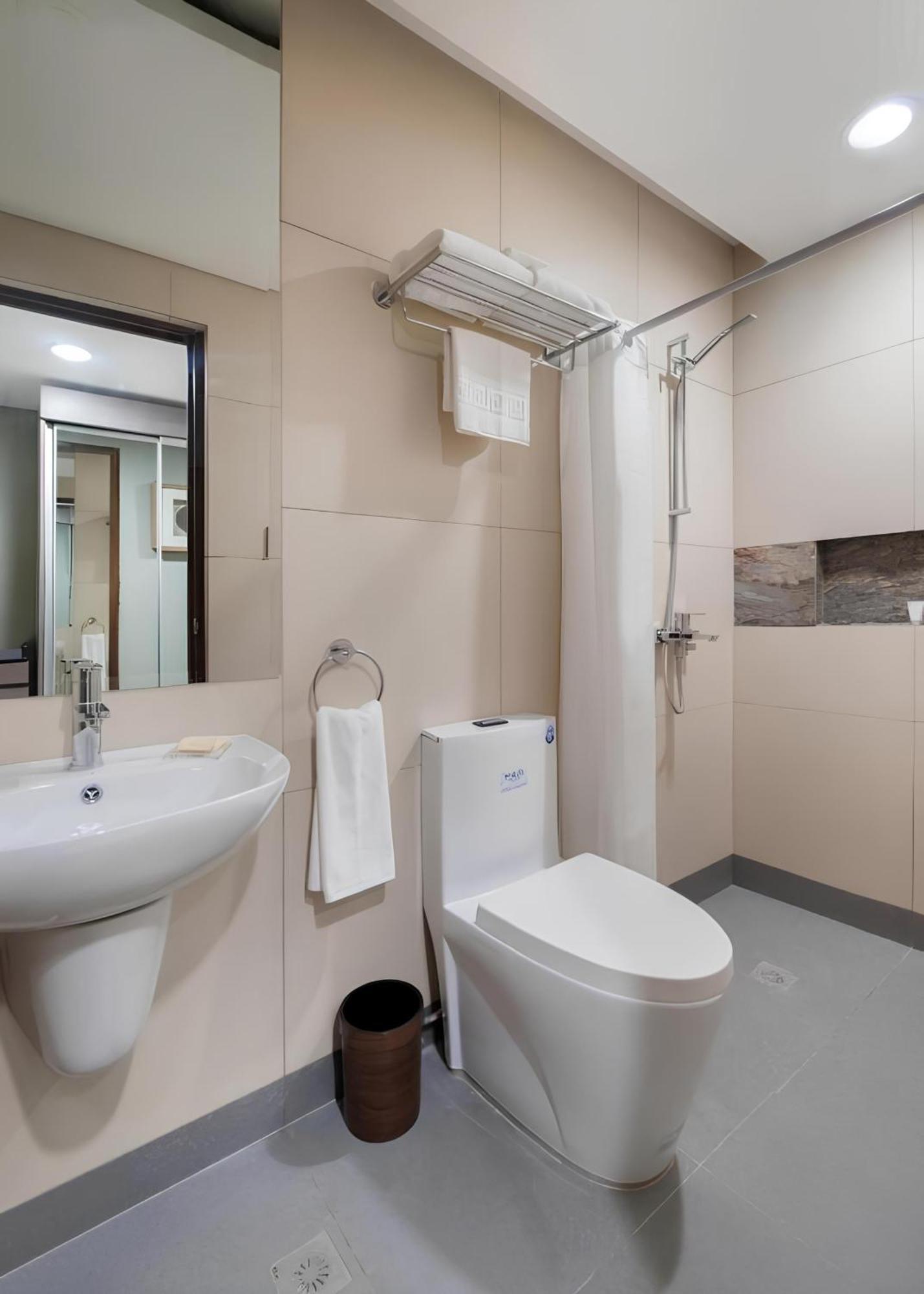 Solace Hotel
