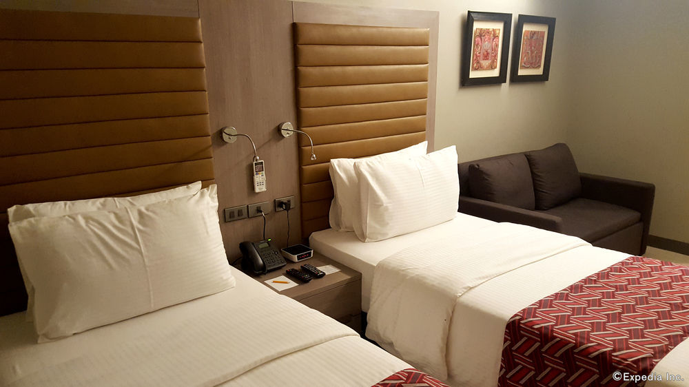 Solace Hotel 3*