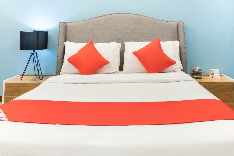 Solace Hotel 3* Makati City